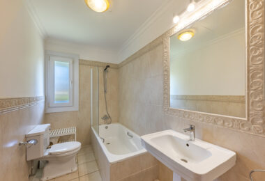 Stunning 7-Bedroom Villa with Pool, Terrace &amp; Family-Friendly Amenities