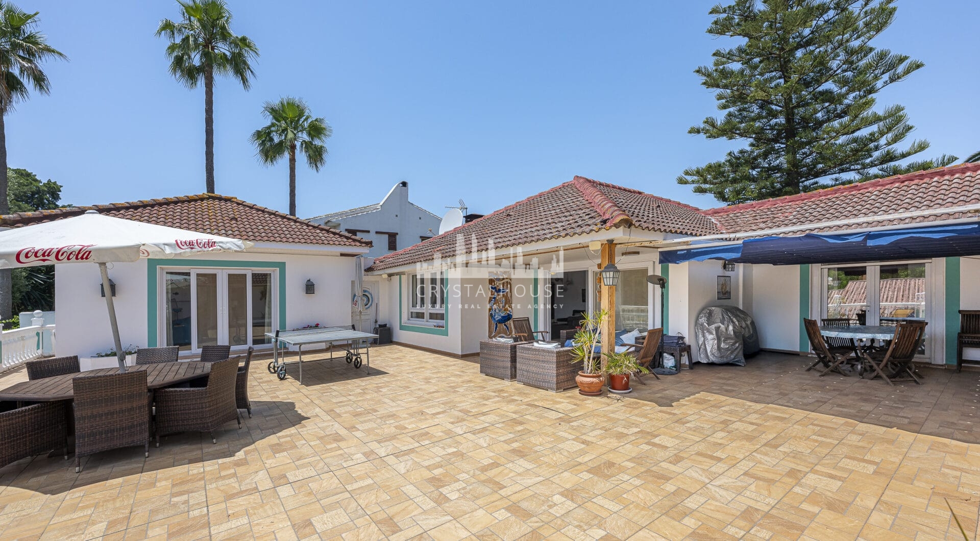 Stunning 7-Bedroom Villa with Pool, Terrace &amp; Family-Friendly Amenities