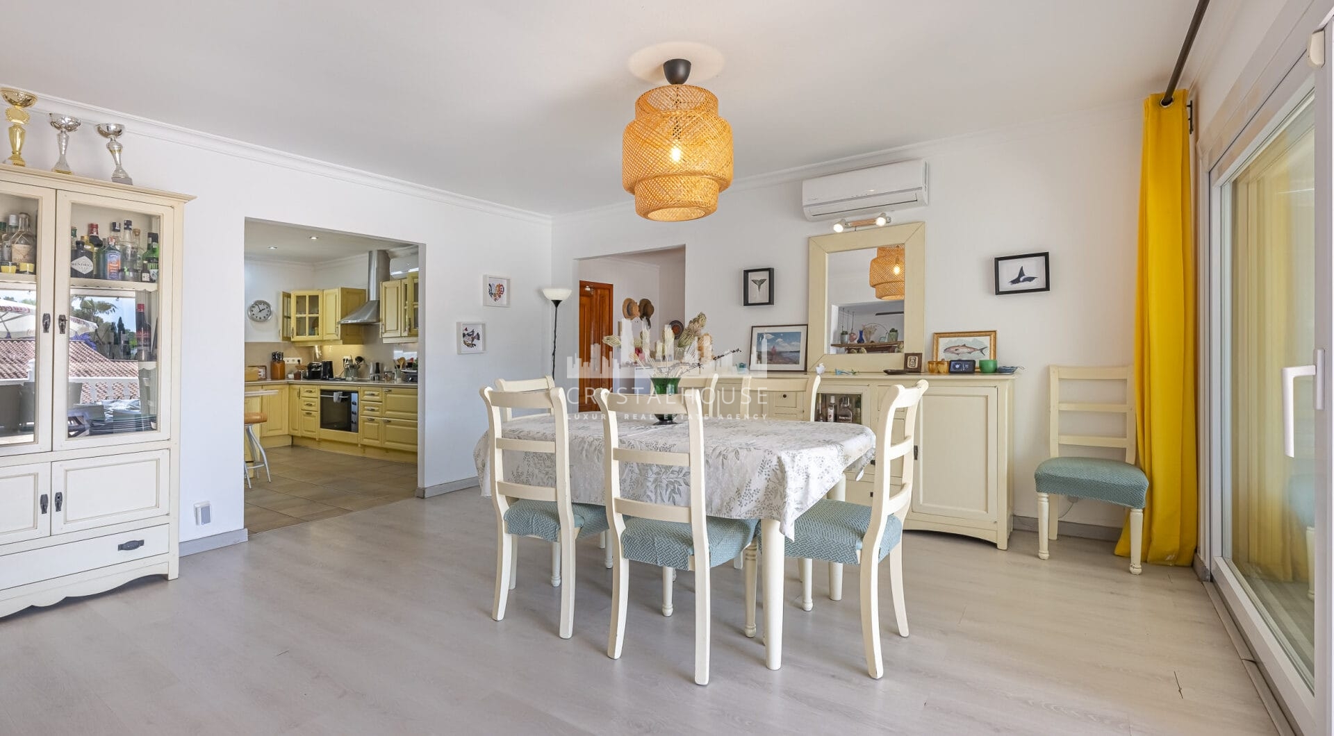 Stunning 7-Bedroom Villa with Pool, Terrace &amp; Family-Friendly Amenities