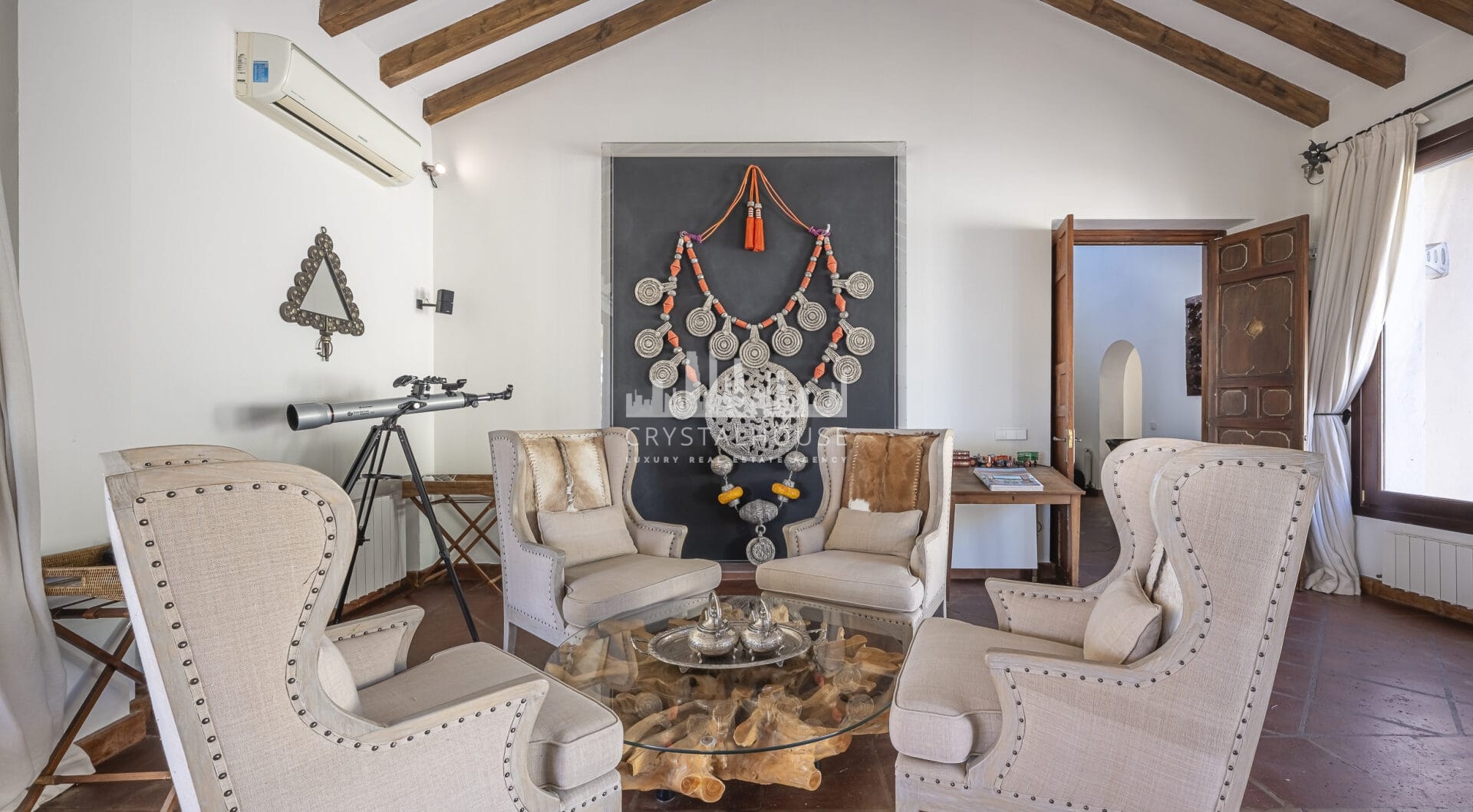 5 bedroom Expansive garden