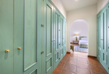 5 bedroom Expansive garden