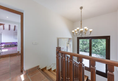 5 bedroom Expansive garden