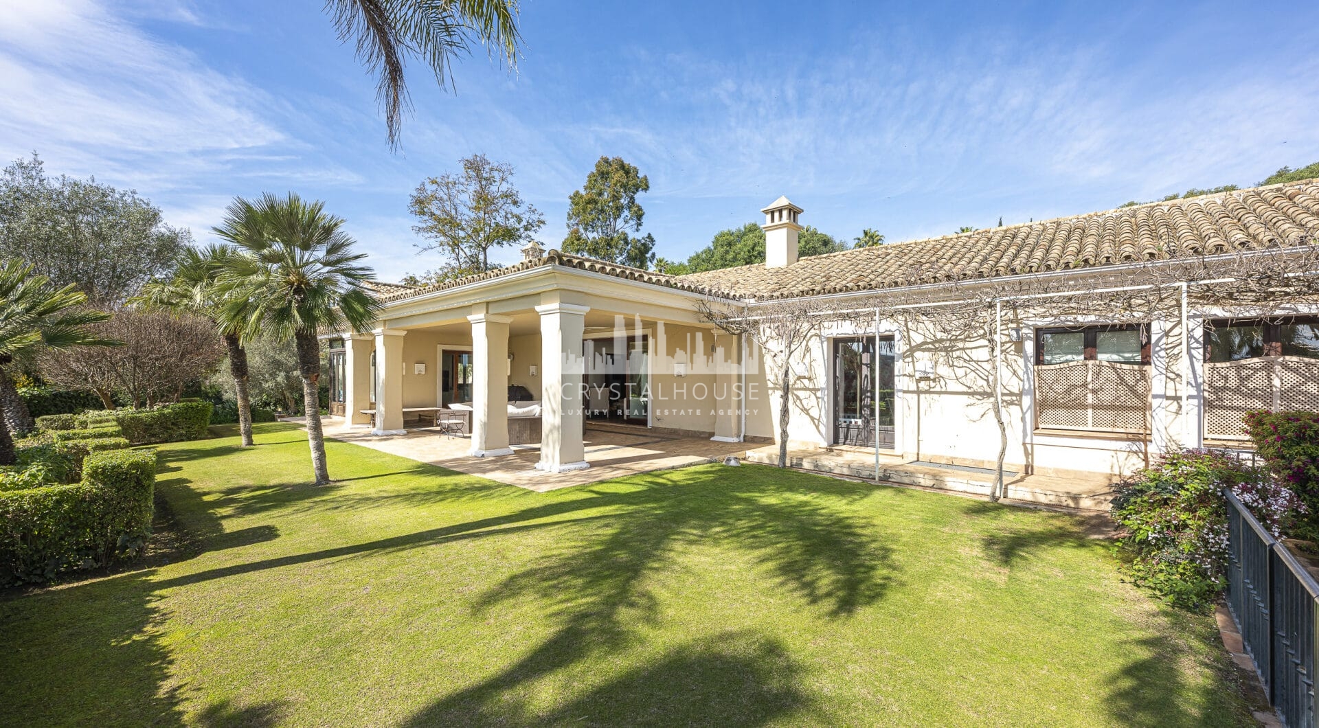 5 bedroom Expansive garden