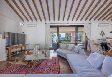 5 bedroom Expansive garden