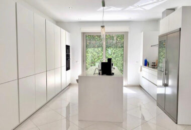 Stunning 5-Bedroom Villa on Valderrama Golf Course – Sotogrande