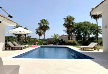 Stunning 5-Bedroom Villa on Valderrama Golf Course – Sotogrande