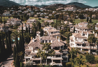 Luxury Penthouse with Panoramic Golf and sea Views in Las Alamandas