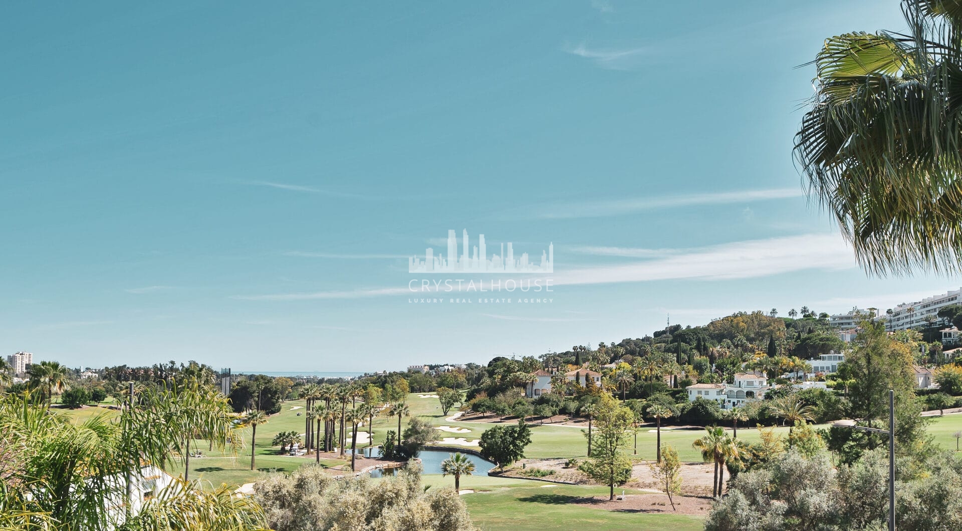 Luxury Penthouse with Panoramic Golf and sea Views in Las Alamandas
