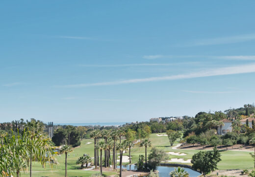 Luxury Penthouse with Panoramic Golf and sea Views in Las Alamandas