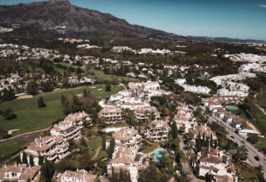 Luxury Penthouse with Panoramic Golf and sea Views in Las Alamandas