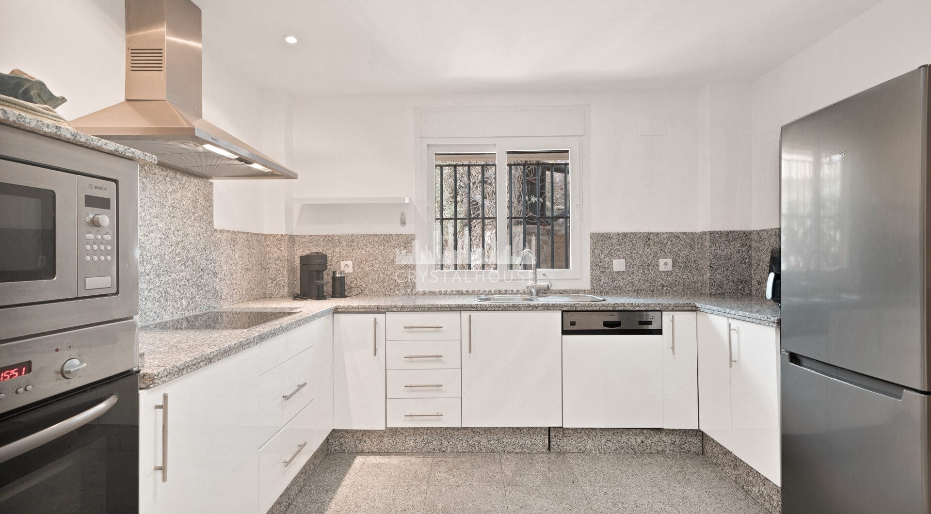 Elegant Semi-Detached Home in Santa Clara Golf – Sea Views, Private Garden &amp; Year-Round Terrace