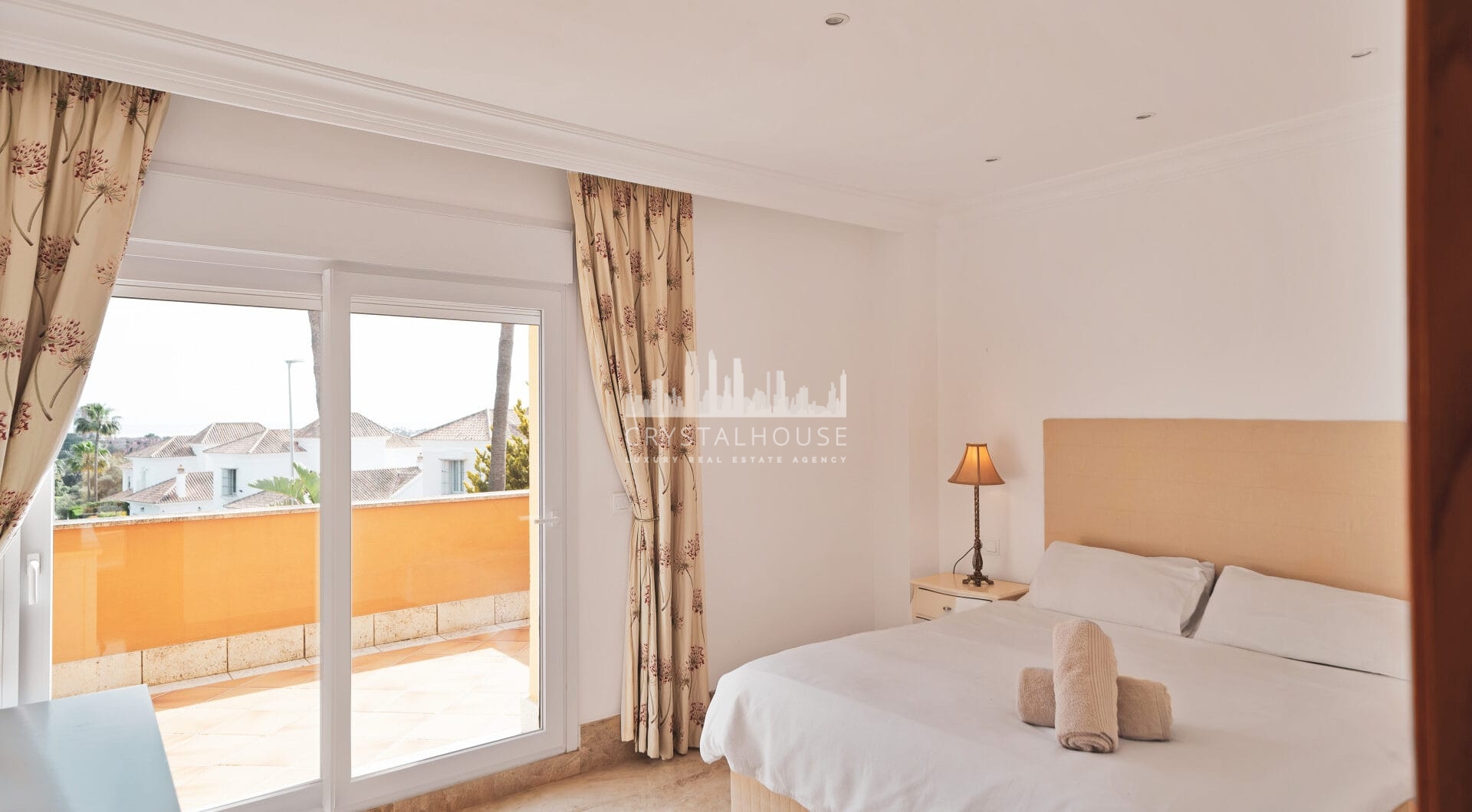 Elegant Semi-Detached Home in Santa Clara Golf – Sea Views, Private Garden &amp; Year-Round Terrace