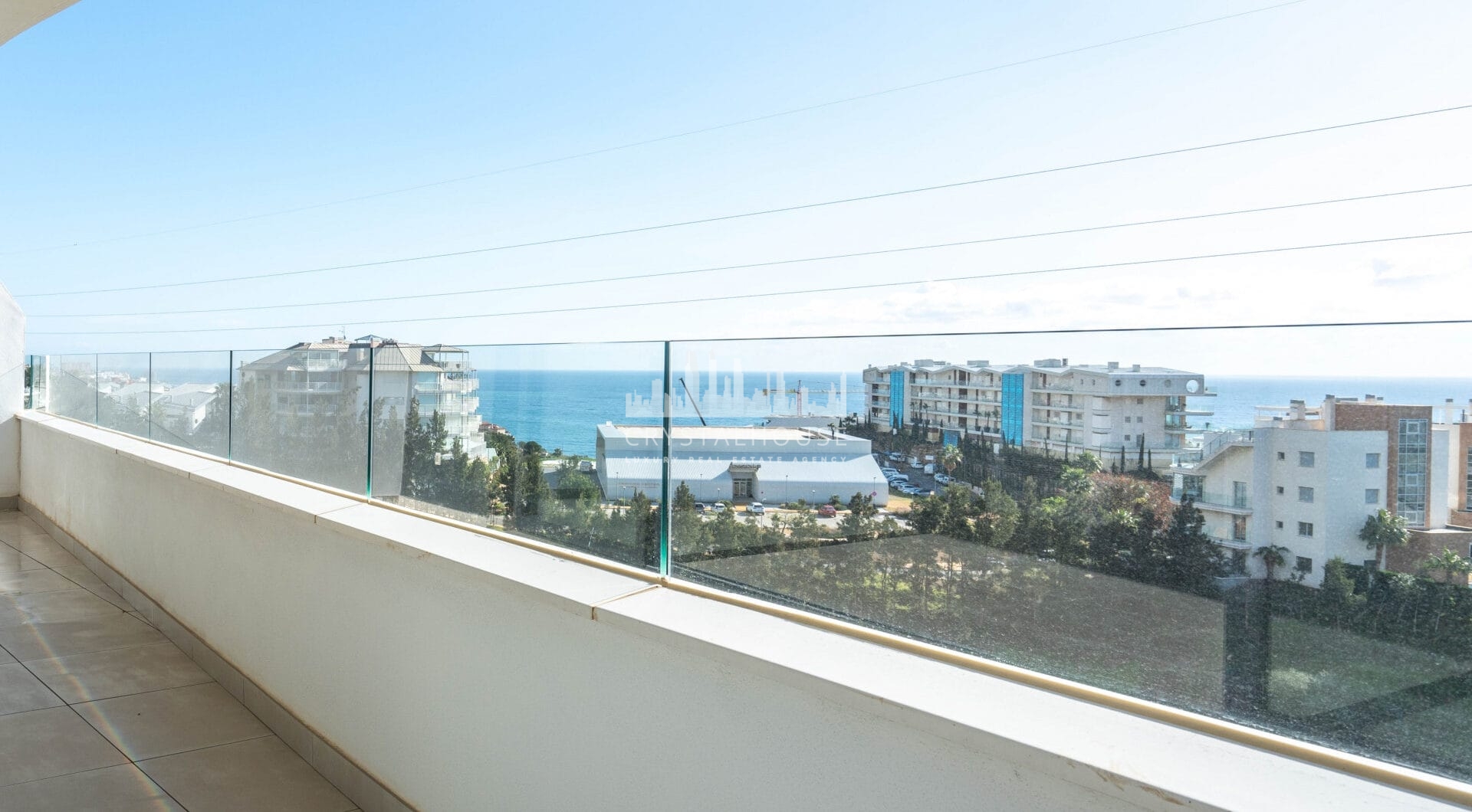 Discover the perfect blend of luxury and convenience with this brand-new corner apartment in the highly sought-after Higueron West.