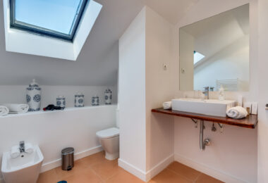 Amazing property with panoramic views!