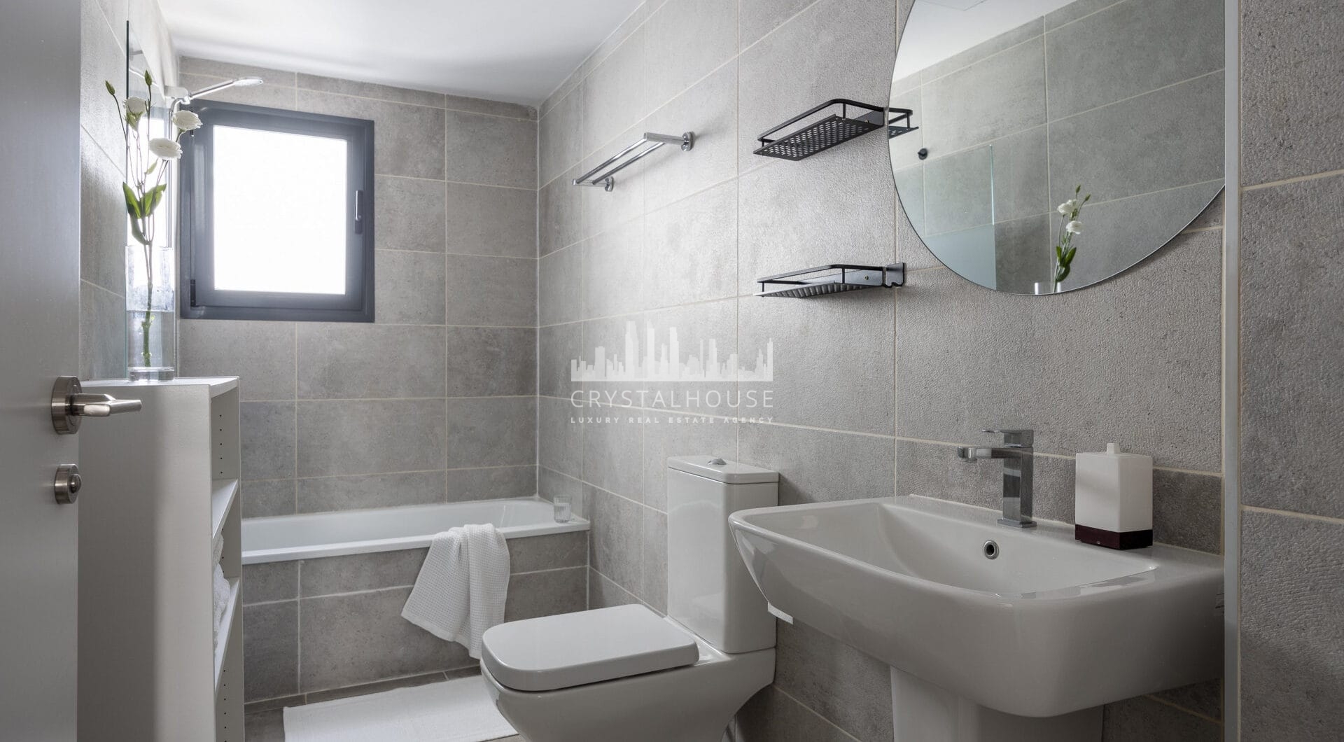 Modern apartment in the heart of charming Estepona