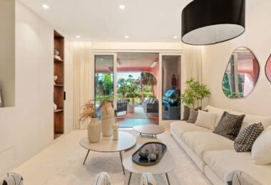 Amazing South facing 3 bedroom and 3-bathroom ground floor apartment