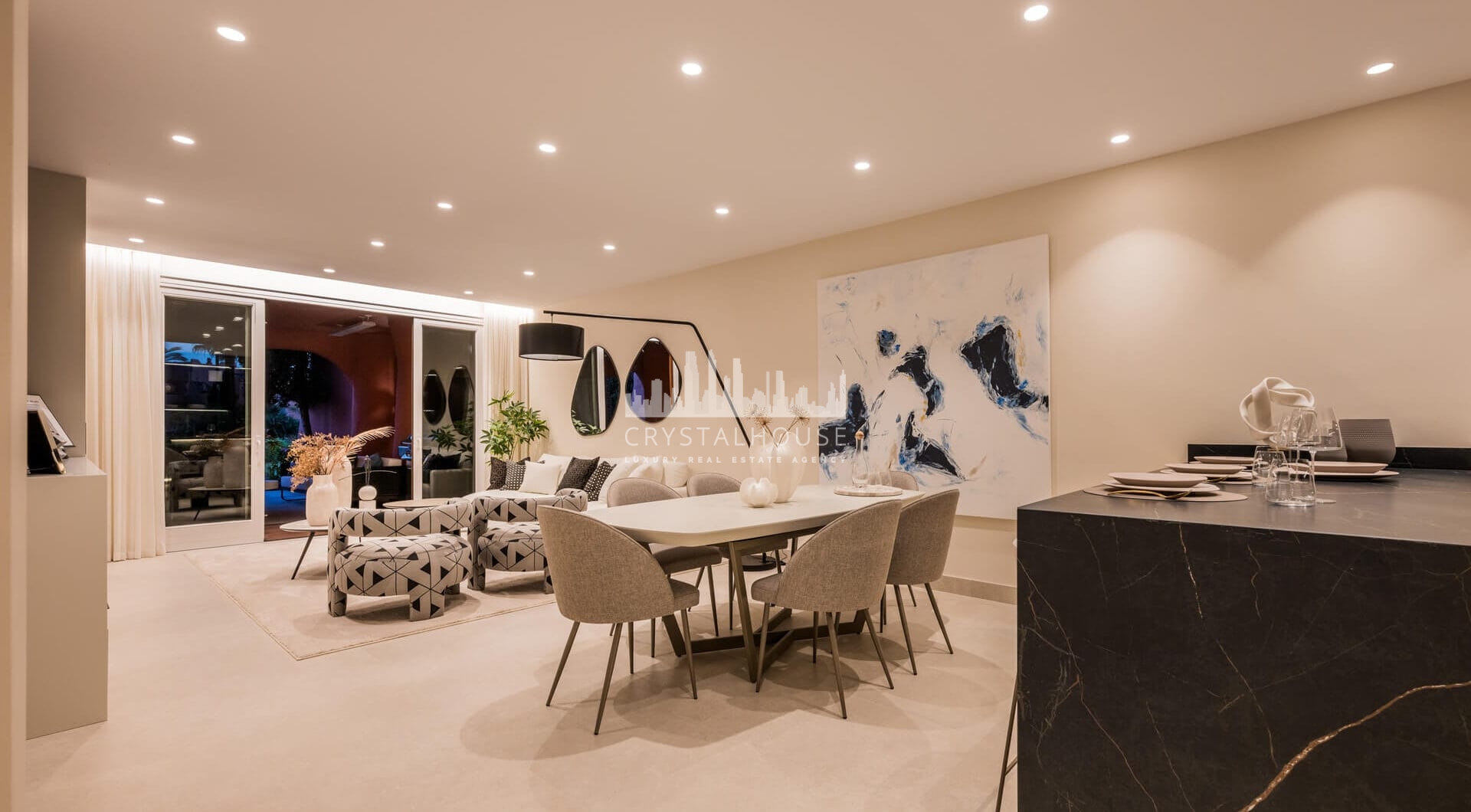 Amazing South facing 3 bedroom and 3-bathroom ground floor apartment