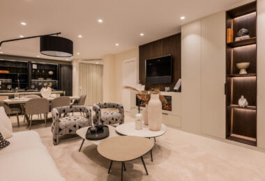 Amazing South facing 3 bedroom and 3-bathroom ground floor apartment