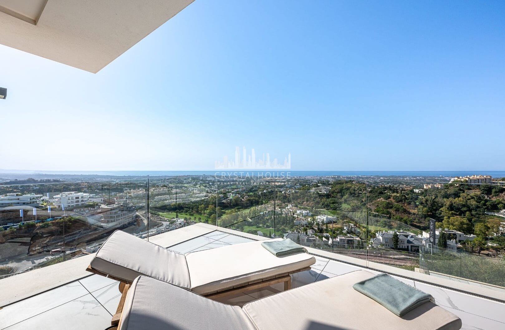 STUNNING CORNER MIDDLE FLOOR APARTMENT WITH PANORAMIC GOLF &amp; SEA VIEWS
