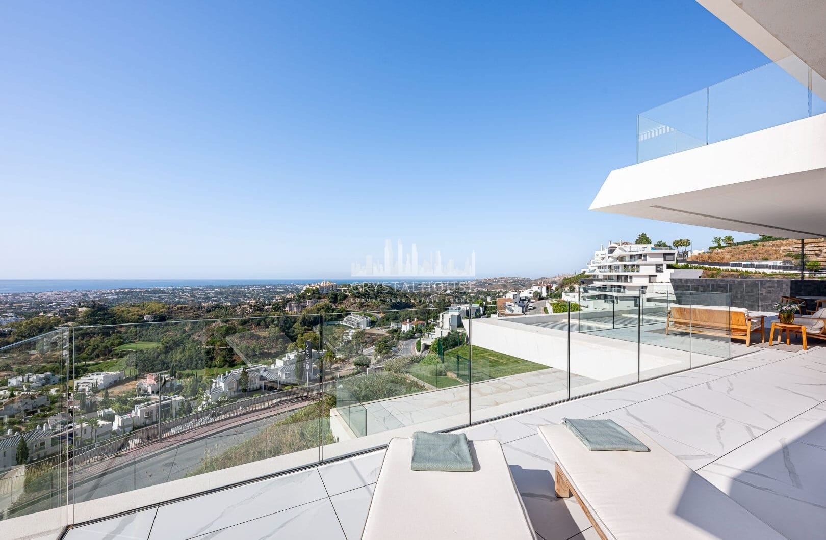 STUNNING CORNER MIDDLE FLOOR APARTMENT WITH PANORAMIC GOLF &amp; SEA VIEWS