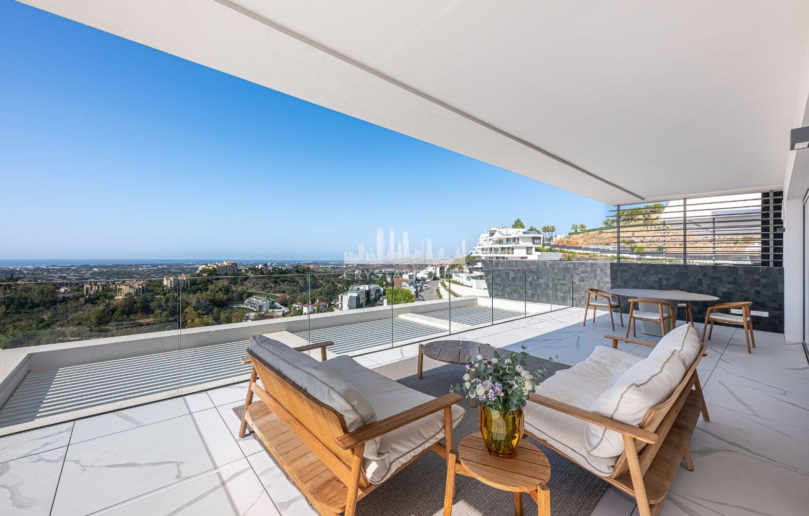 STUNNING CORNER MIDDLE FLOOR APARTMENT WITH PANORAMIC GOLF &amp; SEA VIEWS