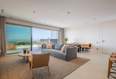 STUNNING CORNER MIDDLE FLOOR APARTMENT WITH PANORAMIC GOLF &amp; SEA VIEWS