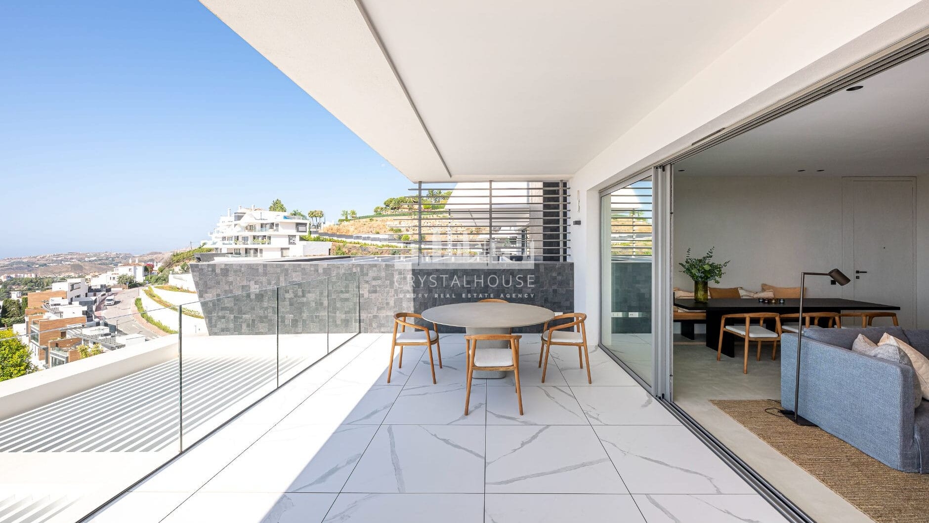 STUNNING CORNER MIDDLE FLOOR APARTMENT WITH PANORAMIC GOLF &amp; SEA VIEWS