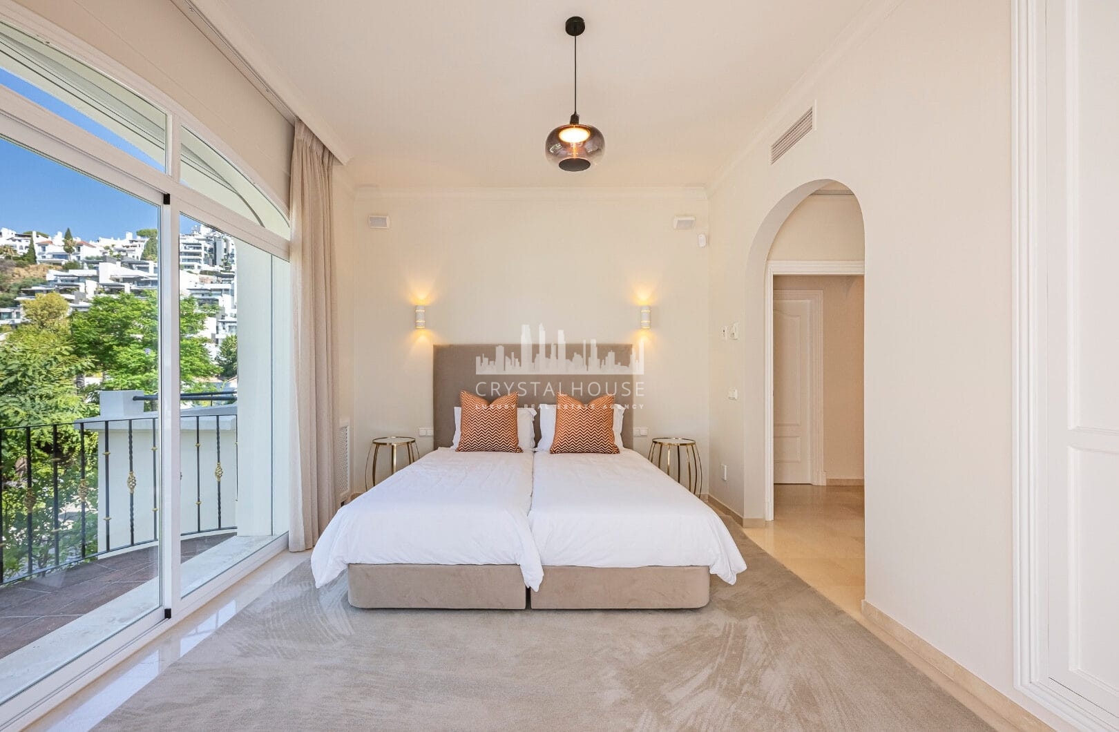 Villa Penati - Andalucian villa with 24h security