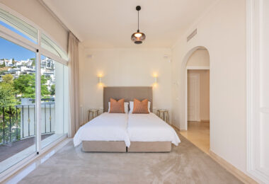 Villa Penati - Andalucian villa with 24h security