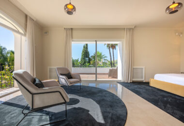 Villa Penati - Andalucian villa with 24h security