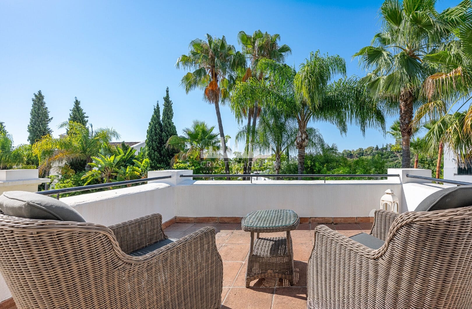 Villa Penati - Andalucian villa with 24h security