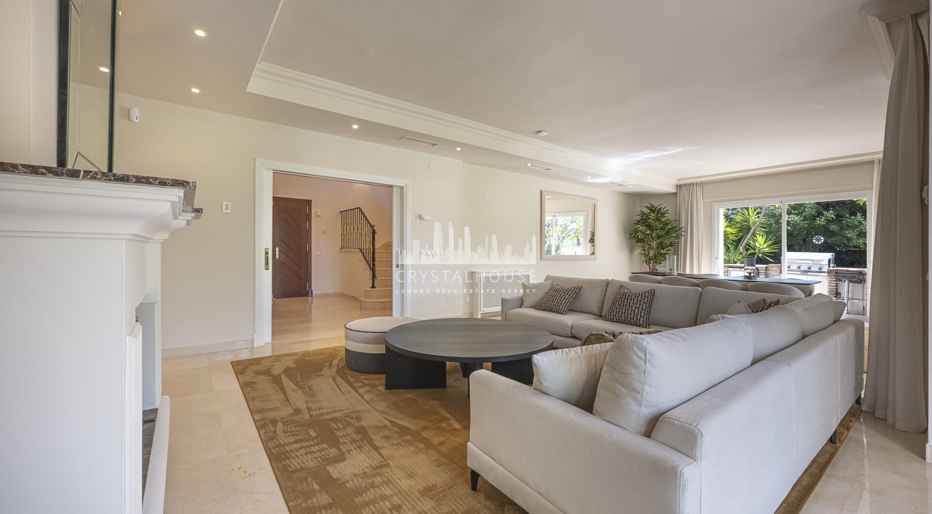 Villa Penati - Andalucian villa with 24h security