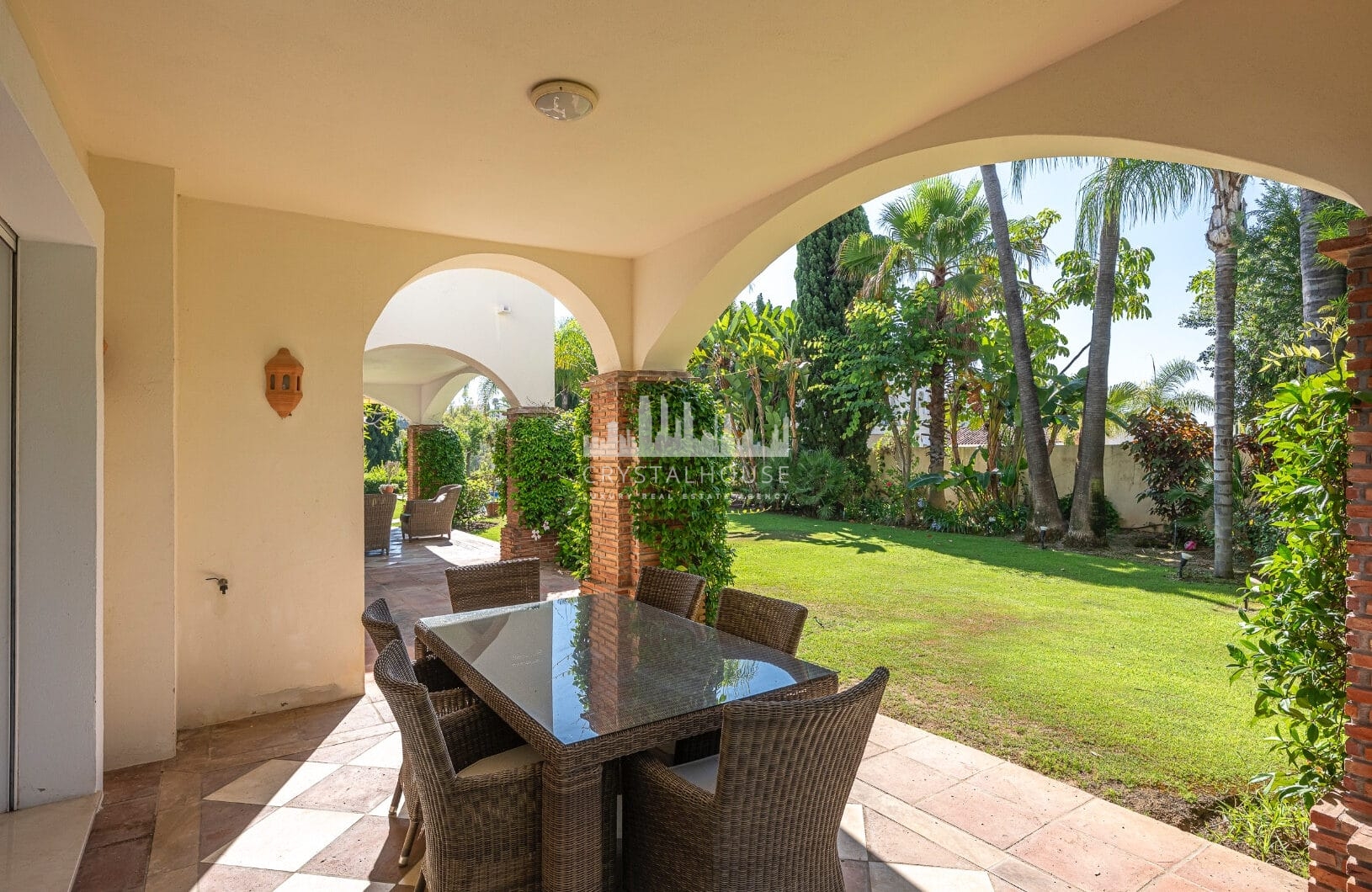 Villa Penati - Andalucian villa with 24h security