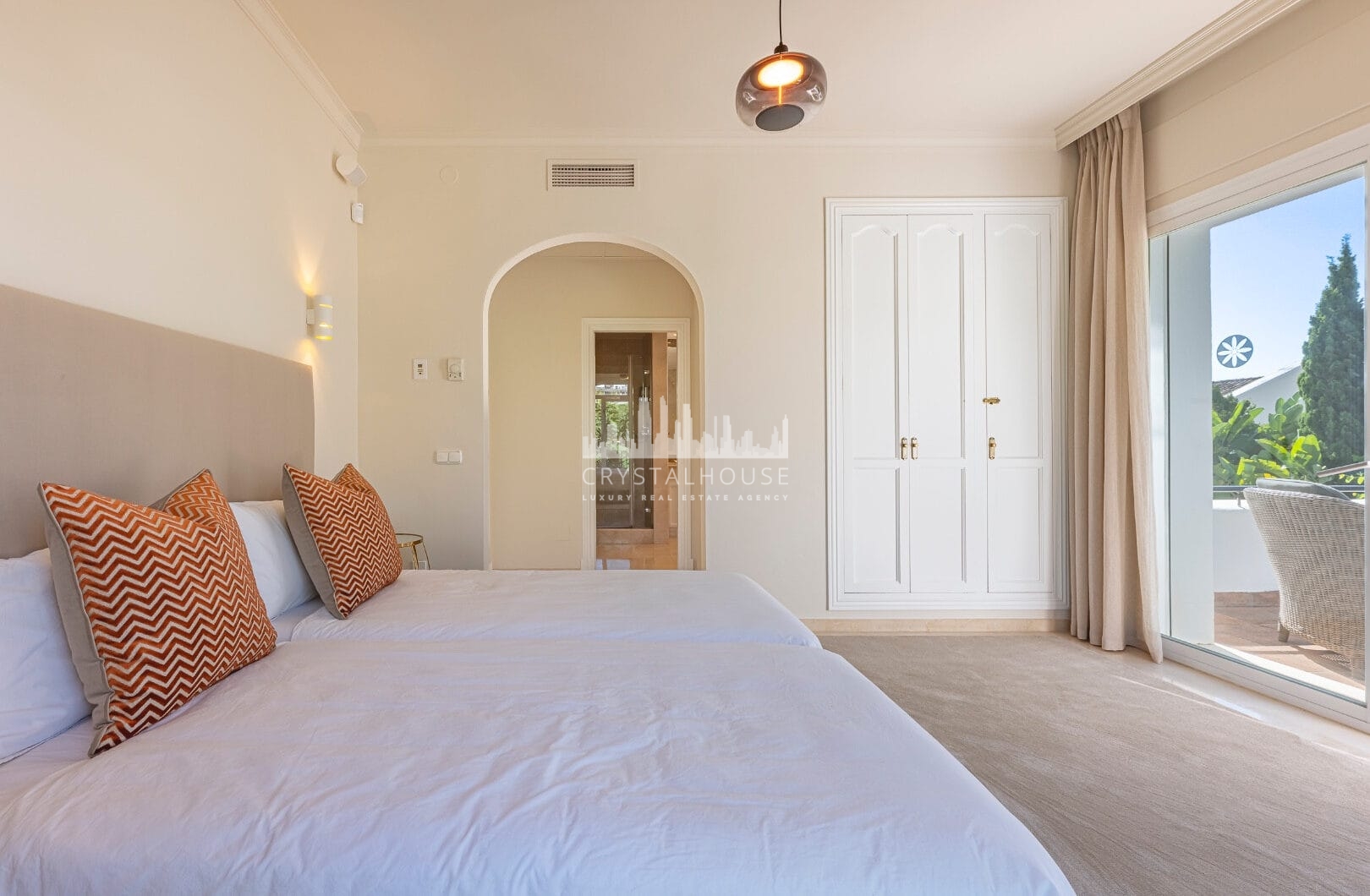 Villa Penati - Andalucian villa with 24h security