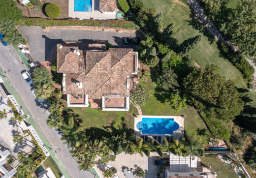 Villa Penati - Andalucian villa with 24h security