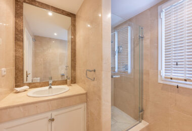 Villa Penati - Andalucian villa with 24h security