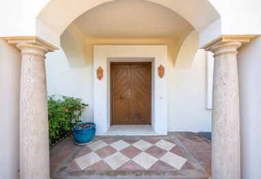 Villa Penati - Andalucian villa with 24h security