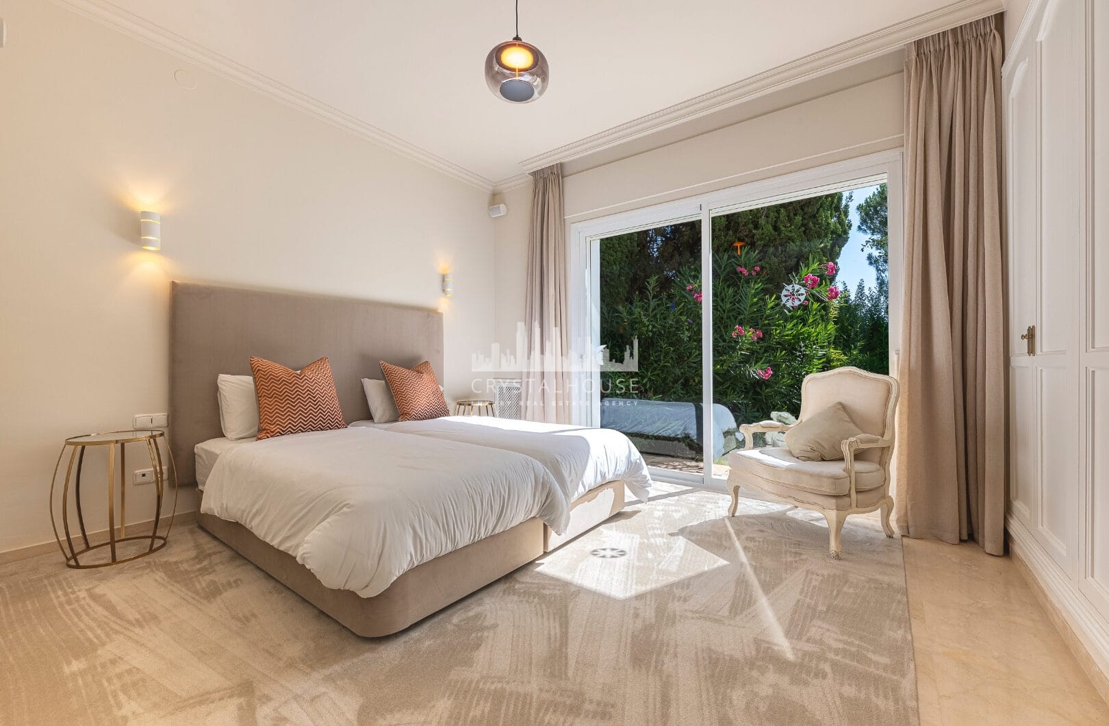 Villa Penati - Andalucian villa with 24h security
