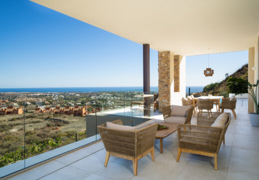 MOVE IN NOW! Enjoy PANORAMIC SEA VIEWS views and nature