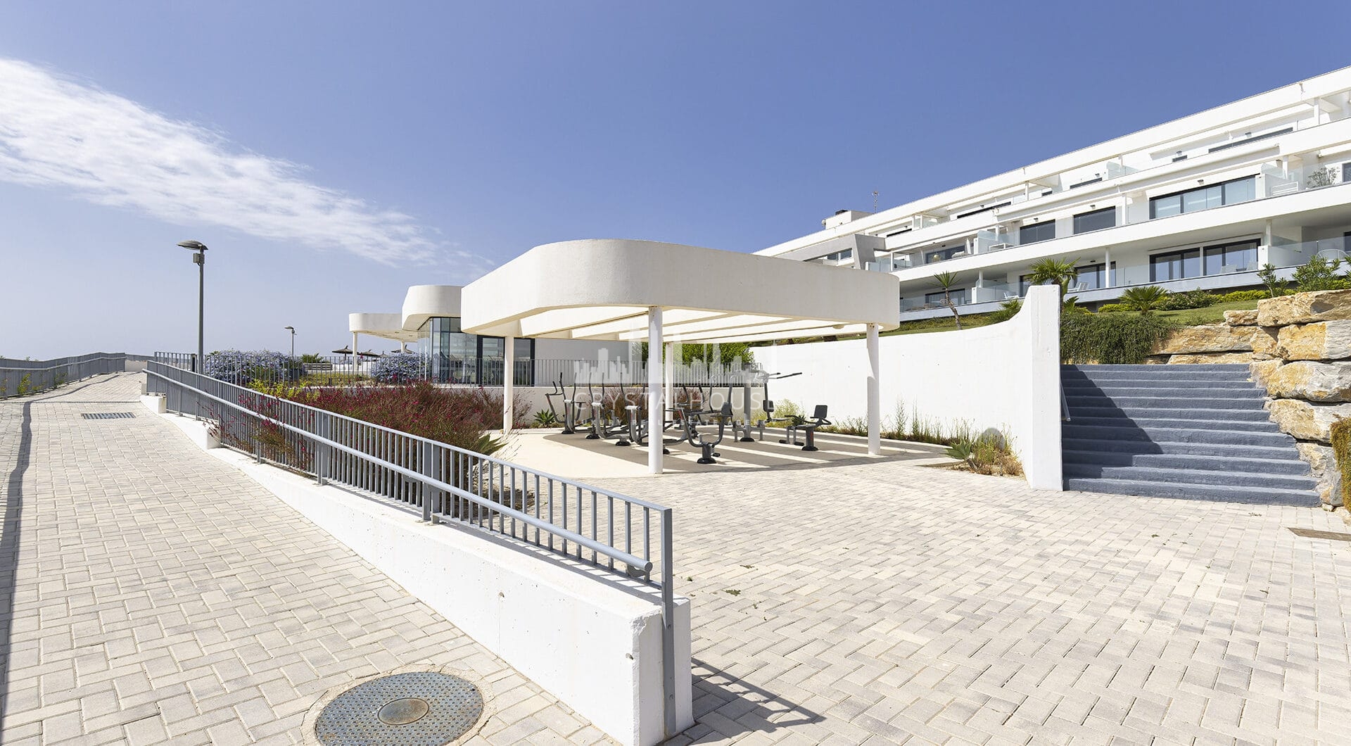 Stylish 3-Bed Corner Ground Floor Apartment with Spectacular Sea Views in Doña Julia