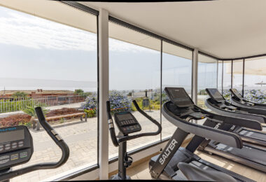Stylish 3-Bed Corner Ground Floor Apartment with Spectacular Sea Views in Doña Julia