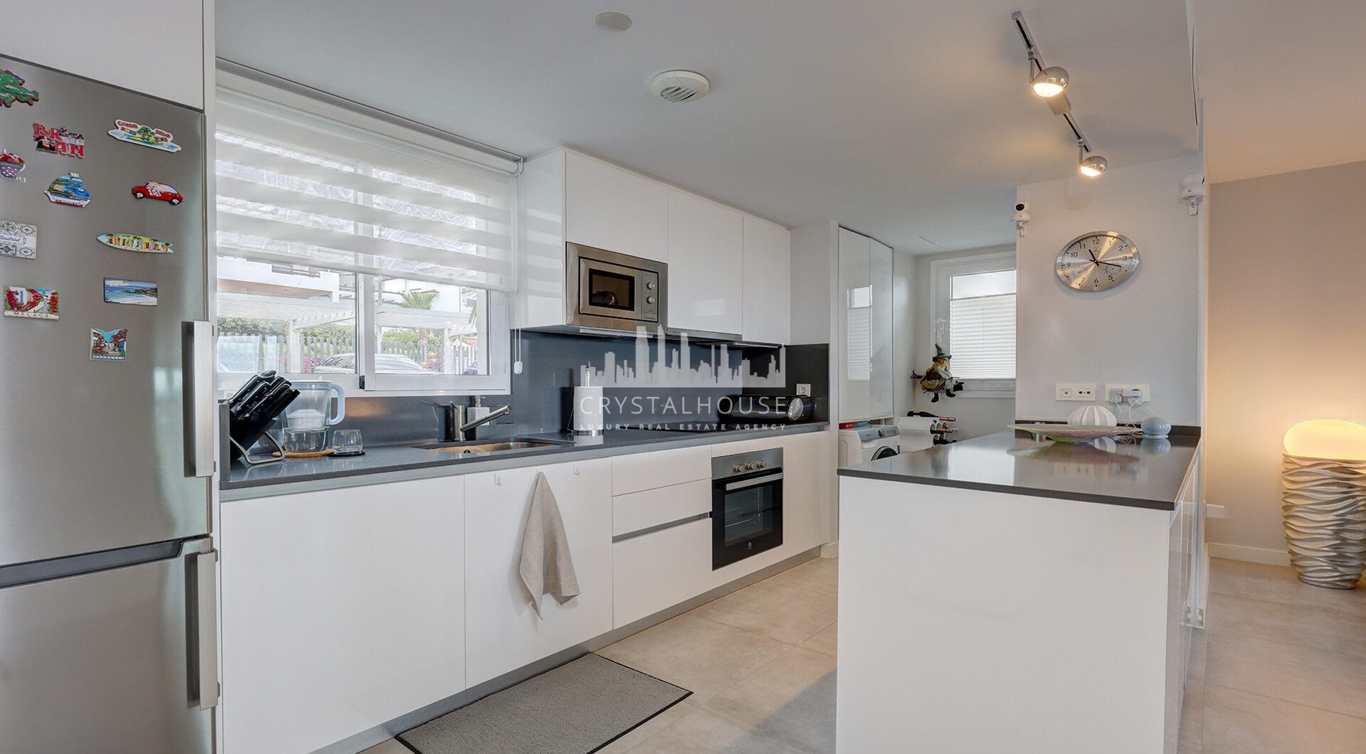 Stylish 3-Bed Corner Ground Floor Apartment with Spectacular Sea Views in Doña Julia