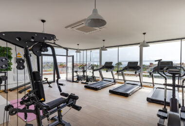 Stylish 3-Bed Corner Ground Floor Apartment with Spectacular Sea Views in Doña Julia