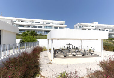 Stylish 3-Bed Corner Ground Floor Apartment with Spectacular Sea Views in Doña Julia