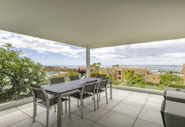 Stylish 3-Bed Corner Ground Floor Apartment with Spectacular Sea Views in Doña Julia