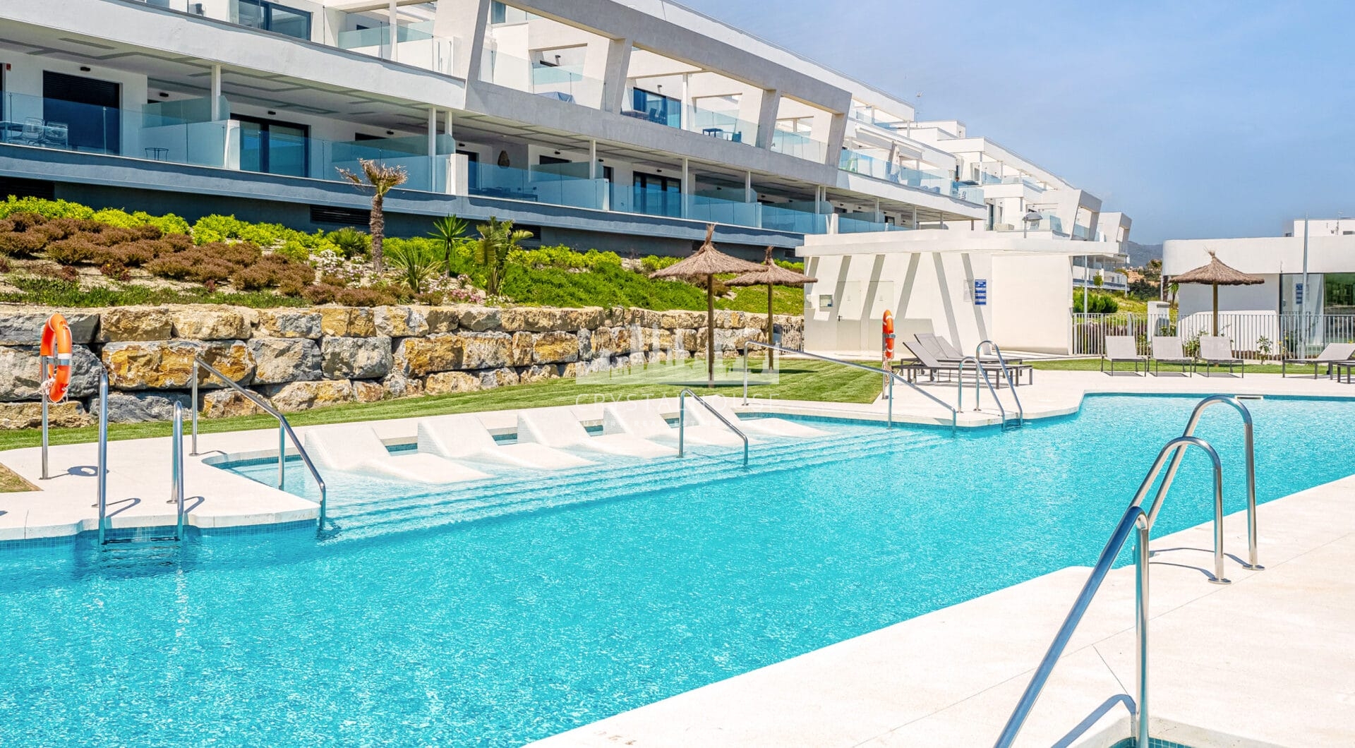 Stylish 3-Bed Corner Ground Floor Apartment with Spectacular Sea Views in Doña Julia