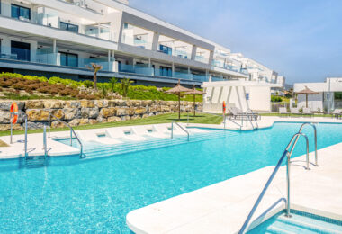 Stylish 3-Bed Corner Ground Floor Apartment with Spectacular Sea Views in Doña Julia
