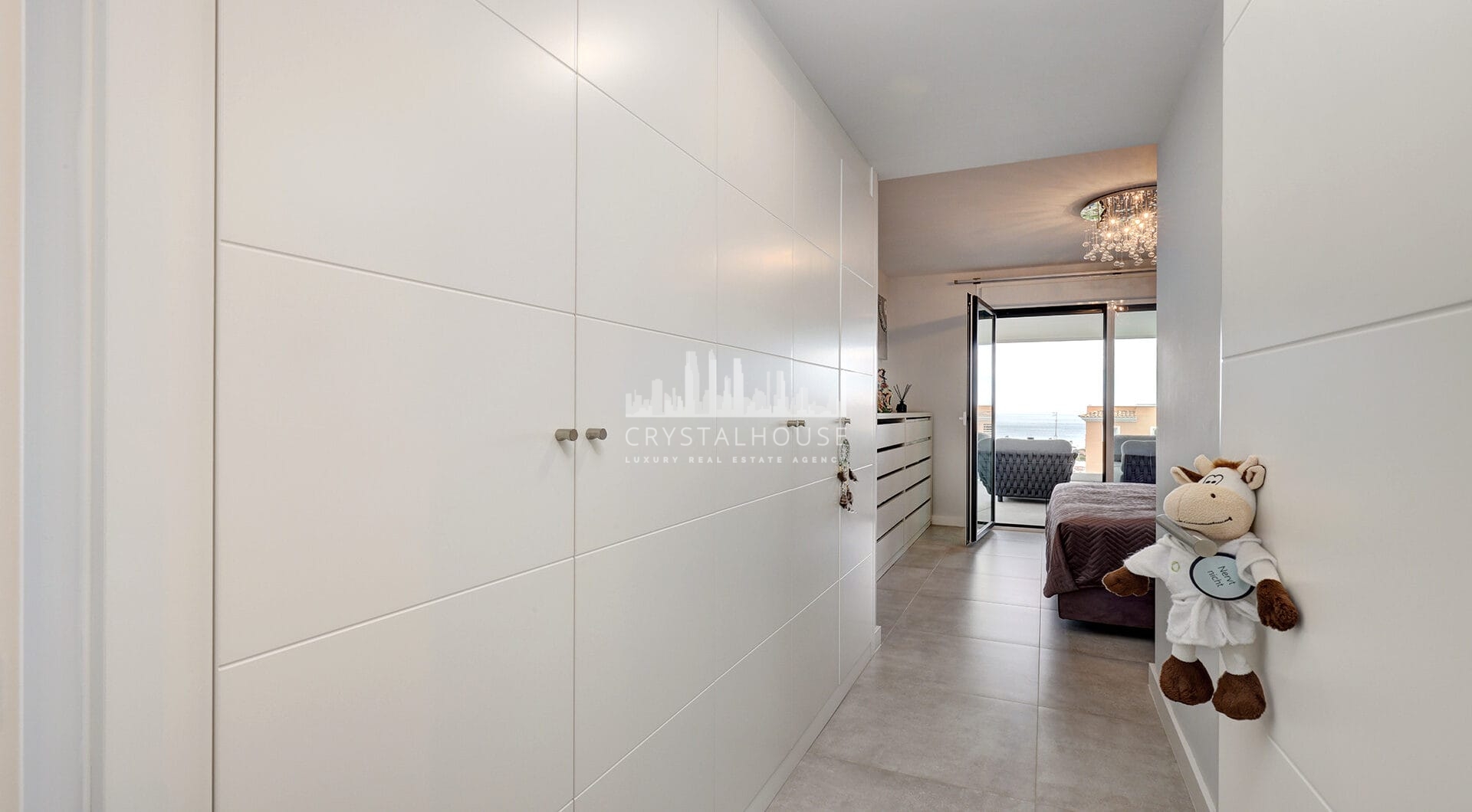 Stylish 3-Bed Corner Ground Floor Apartment with Spectacular Sea Views in Doña Julia