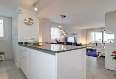 Stylish 3-Bed Corner Ground Floor Apartment with Spectacular Sea Views in Doña Julia