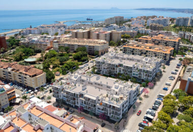 Isadora Living - Cosy homes in Estepona city center with all amenities at your hand